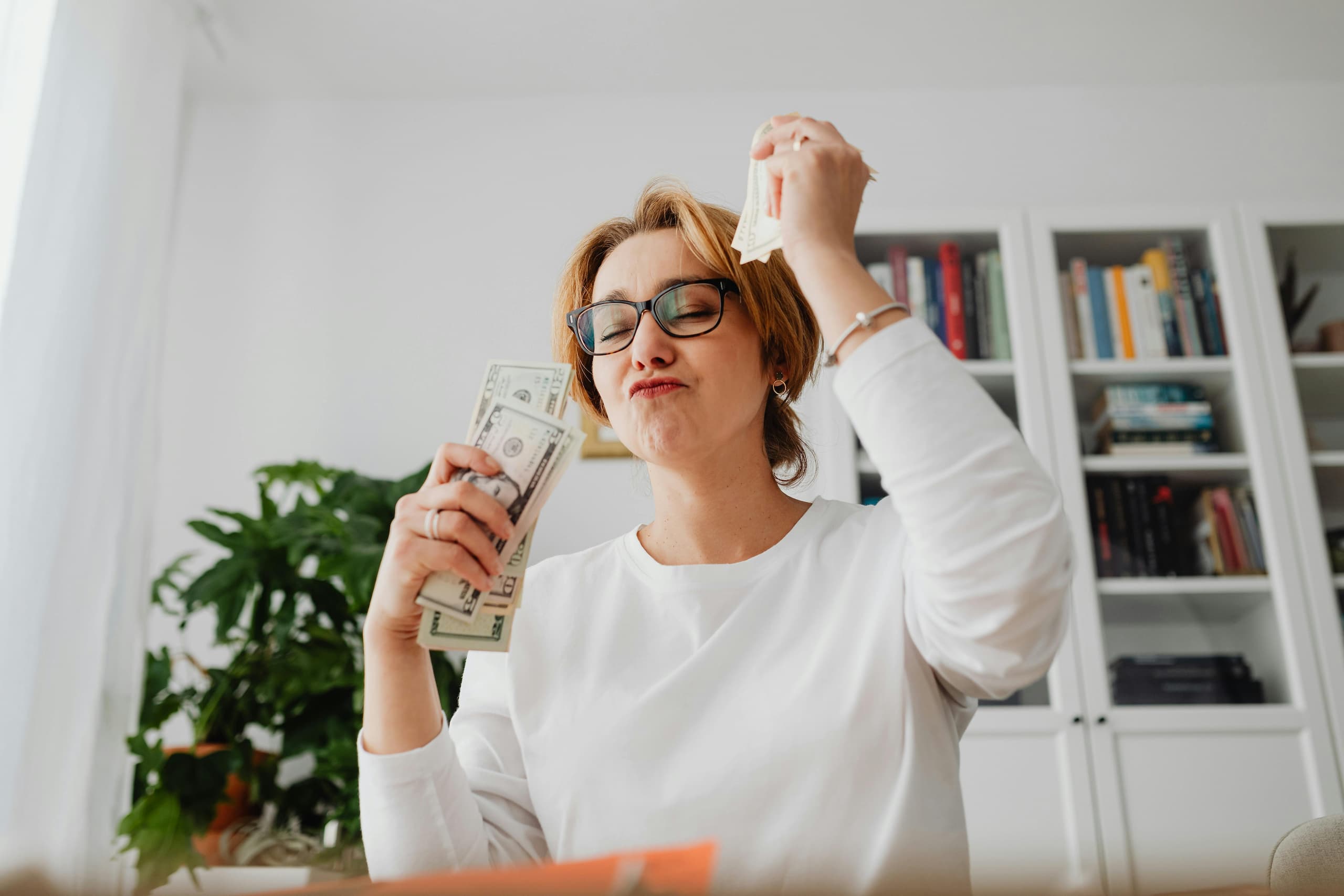 How to Stop Living Paycheck to Paycheck: A Realistic 5-Step Plan That Works